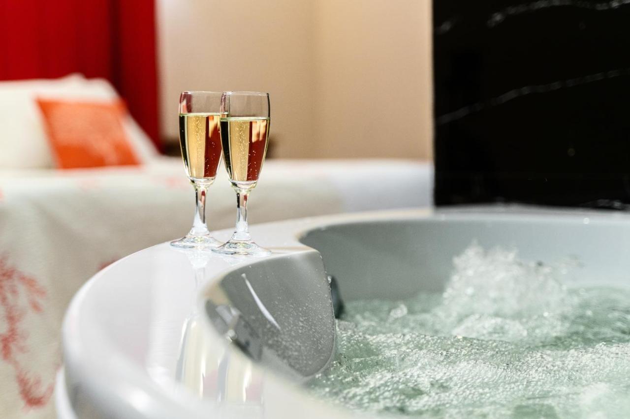 Onda Marina Rooms Кальярі Екстер'єр фото