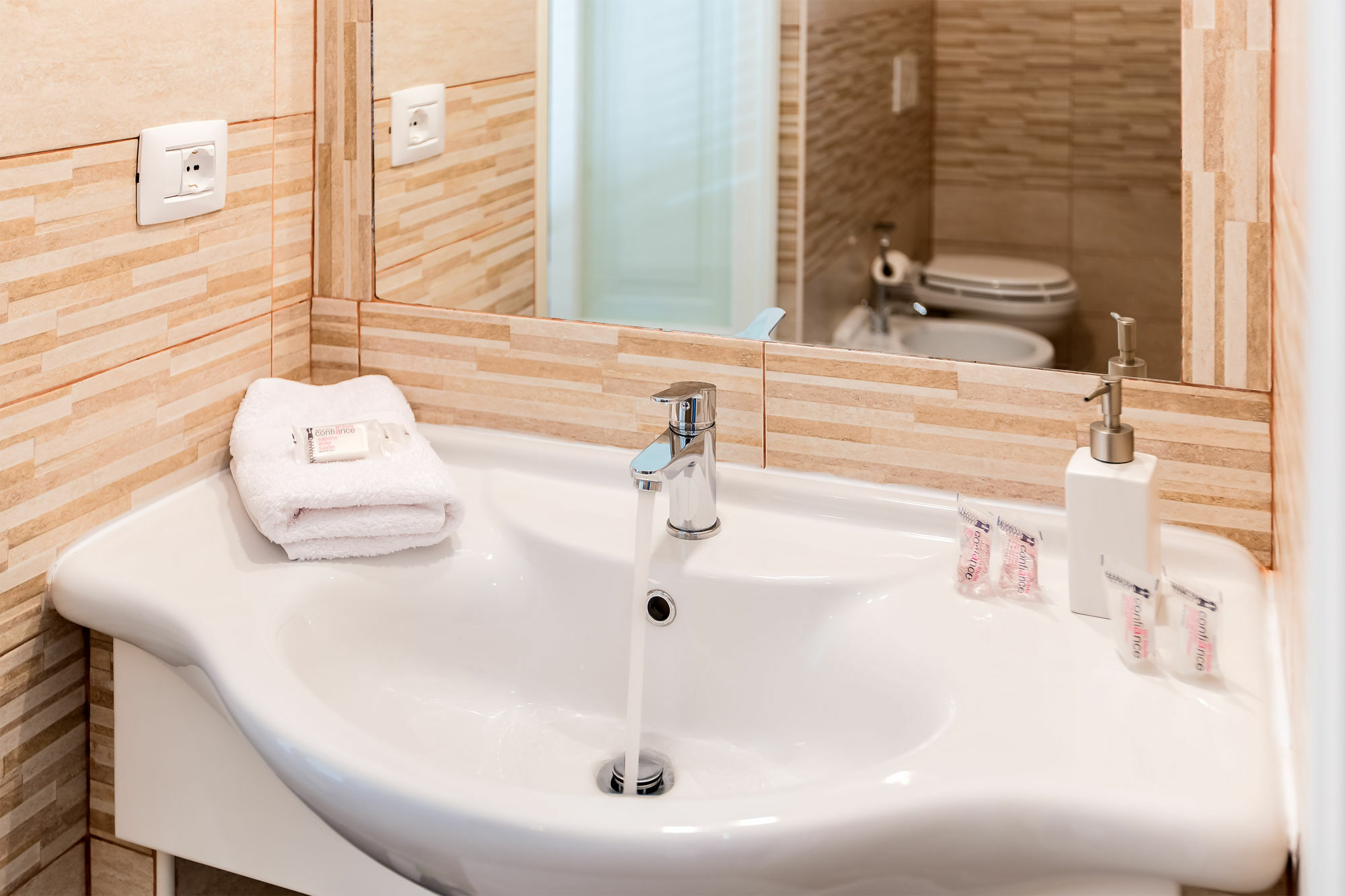 Onda Marina Rooms Кальярі Екстер'єр фото