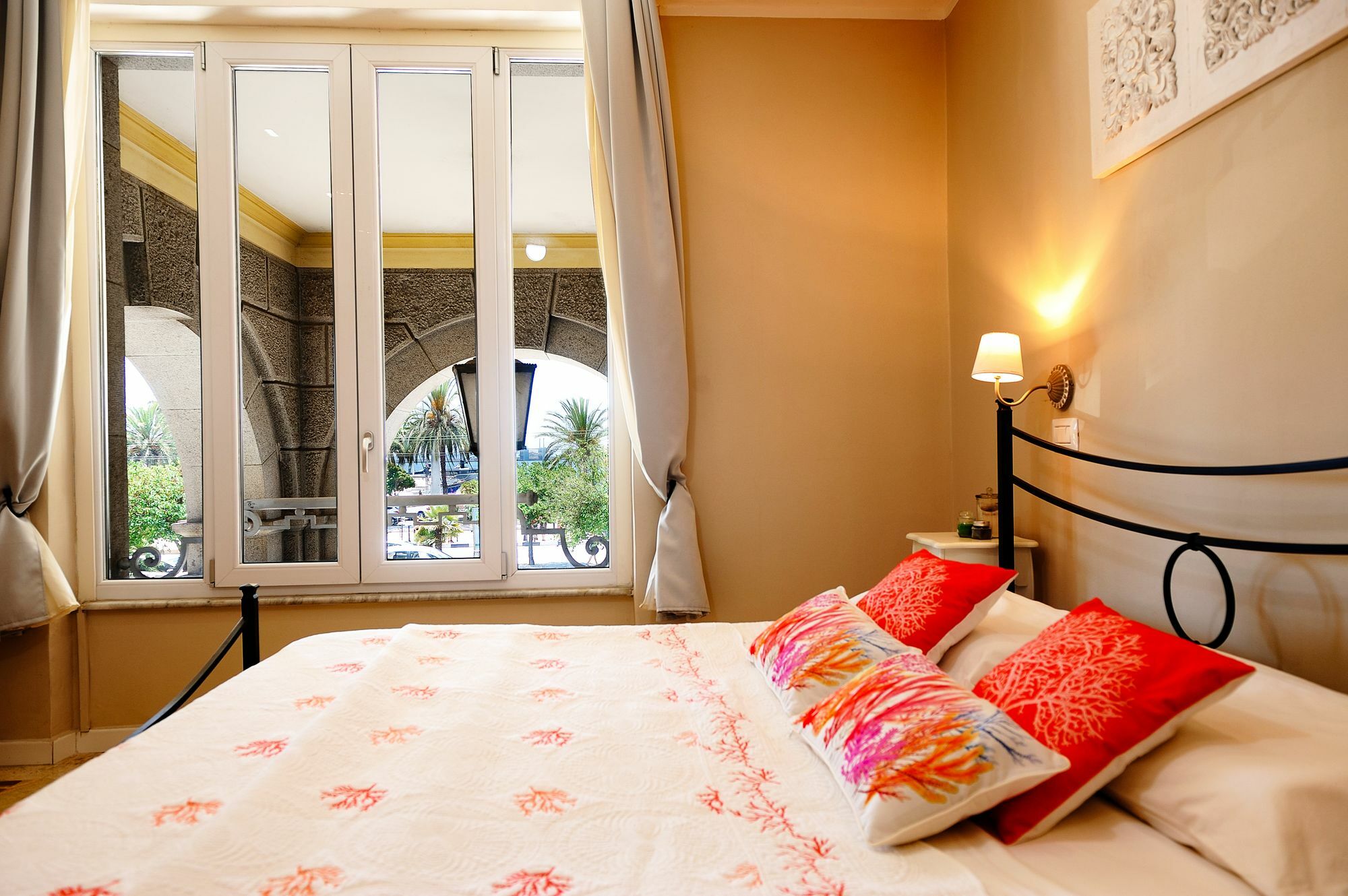 Onda Marina Rooms Кальярі Екстер'єр фото